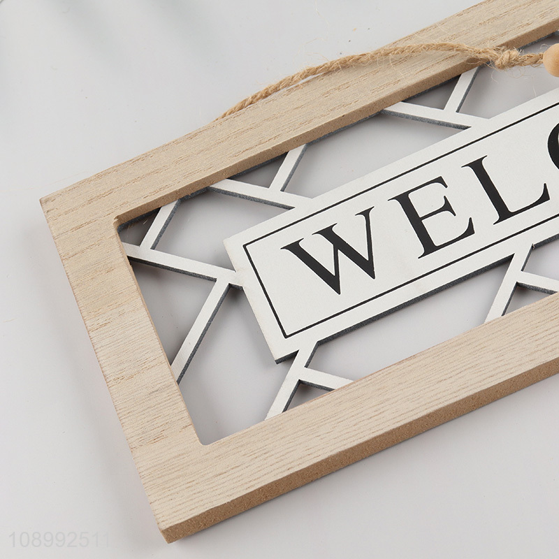 Good quality welcome word wooden hanging ornaments for decoration