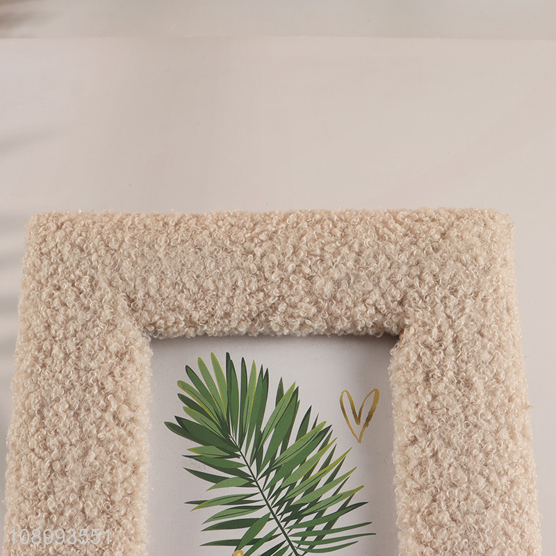 New Arrival 4X6 Inch Teddy Fleece Wooden Photo Frame for Vertical or Horizontal Wall Mounting