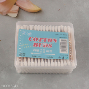 China Product 120 Pieces Natural Cotton Swabs with Wooden Sticks