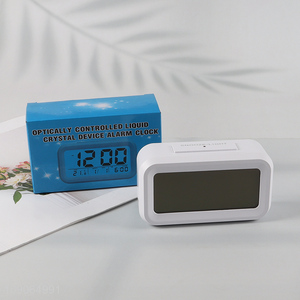 Yiwu market optically controlled liquid crystal device <em>alarm</em> <em>clock</em> table <em>clock</em>
