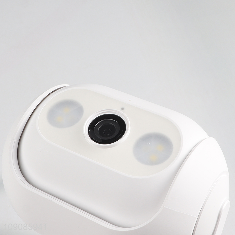 Hot Selling 3MP WiFi Plug-In Spotlight IP Camera Outdoor Smart Camera