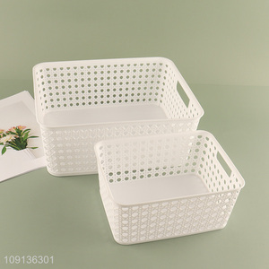 New Arrival Multi-Purpose Plastic <em>Storage</em> <em>Basket</em> with Built-In Handles