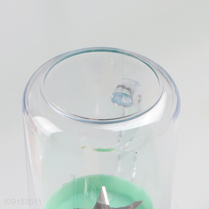 China factory portable mini rechargable juicer cup for household
