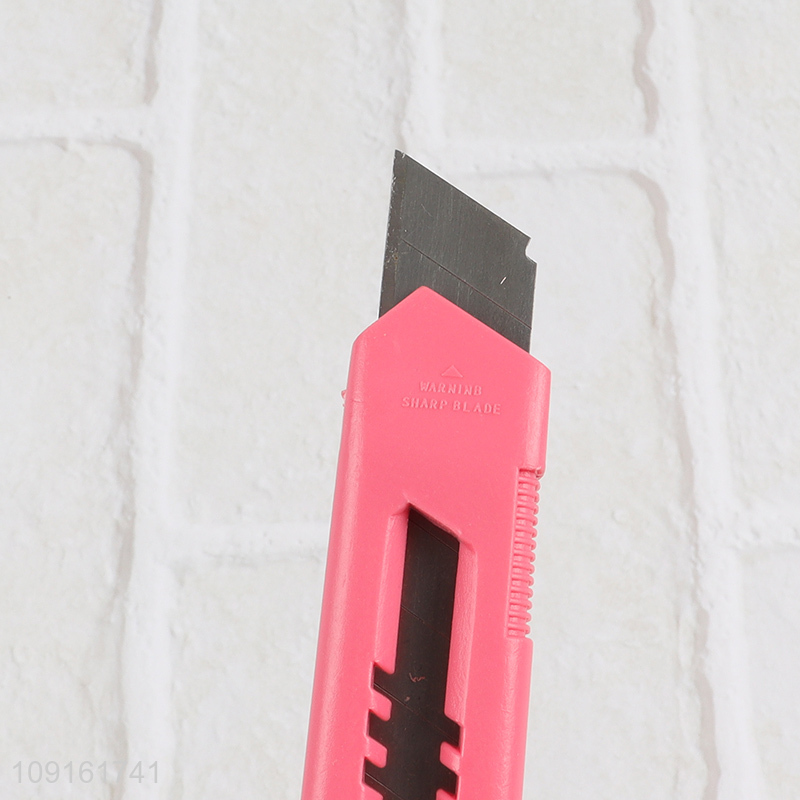 New Product Retractable Utility Knife Box Cutter for Cardboard Foam Board