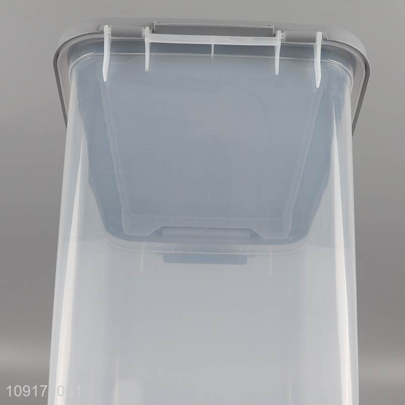 New Arrival Plastic Airtight Dog Food Storage Container with Wheels