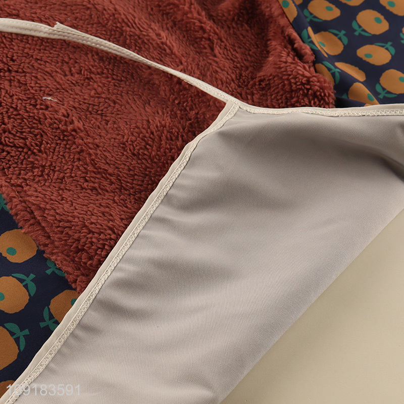 Top selling waterproof oil-proof kitchen polyester cooking apron with pocket