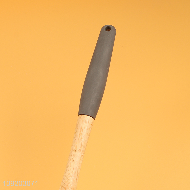 Factory wholesale wooden handle non-stick cooking spatula for kitchen utensil