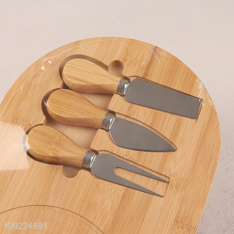 New Arrival Bamboo Cutting Board And Cheese Knife Set for Wedding Party