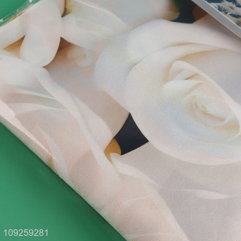 Wholesale 110*140cm Tablecloth Rose Flower Printed Table Cover for Rectangle Tables