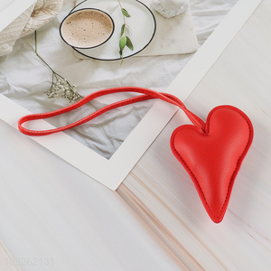 Good Quality Heart Keychain Pendant Cute PU Leather Bag Charm Keychain Pendant