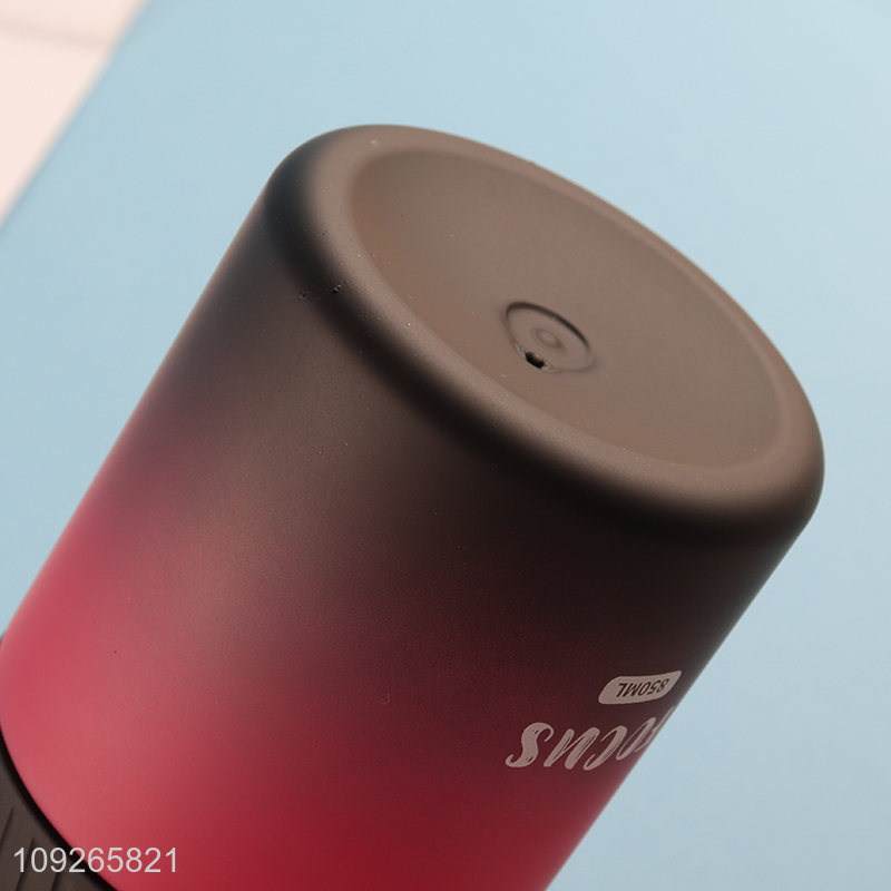 Factory Supply Plastic Water Bottle Leakproof Sports Water Bottle with Handle