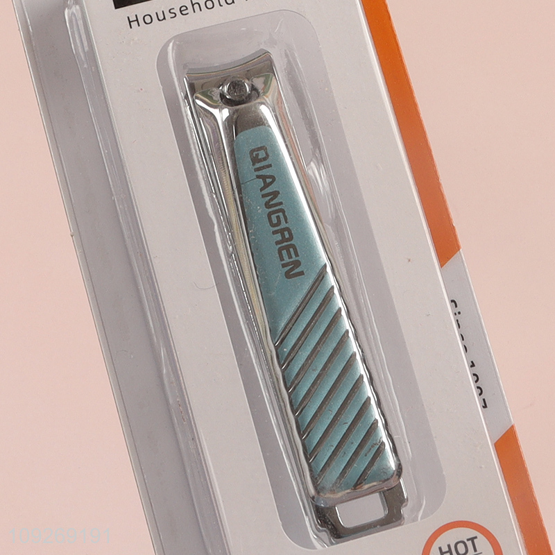 Factory Price Durable Carbon Steel Nail Clippers with Nail File