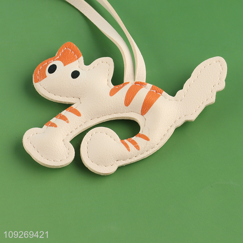 Hot products cartoon leather cat portable keychain key ring bag pendant