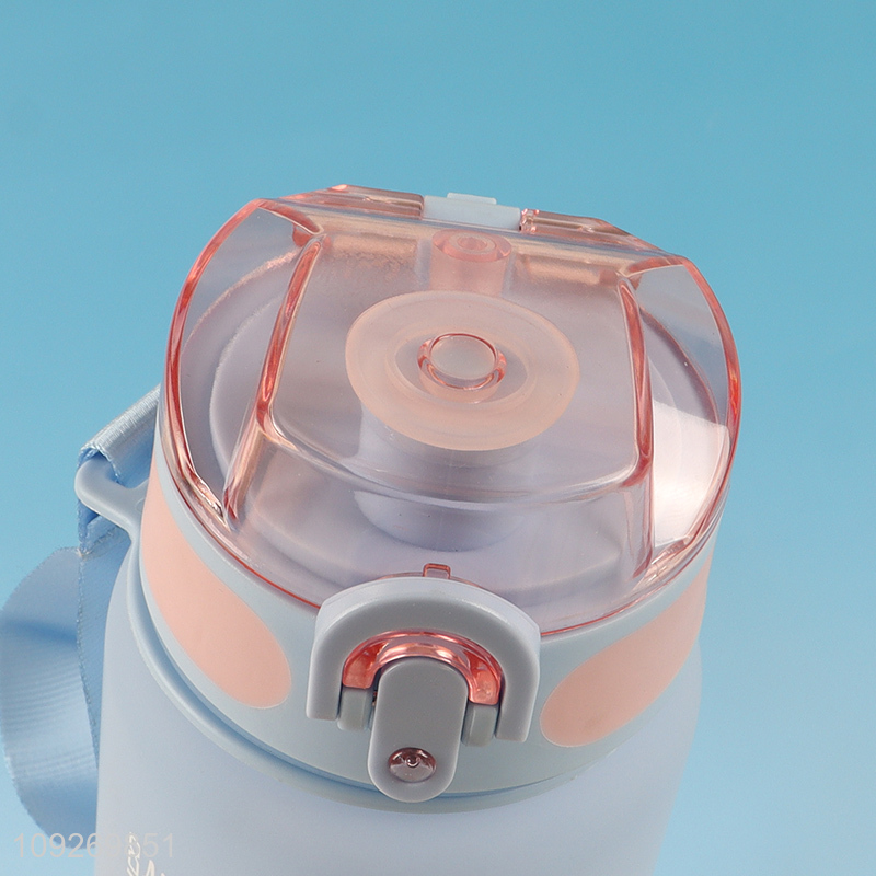 Factory Price 900ML Plastic Water Bottle Custom Logo Portable Water Bottle