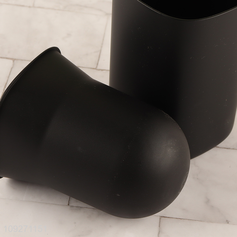 Yiwu market black bathroom accessories toilet brush for sale