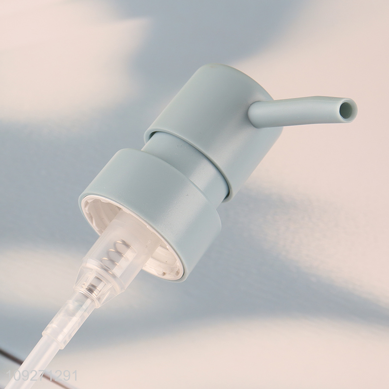 Good selling hand pressure bathroom accessories liquid soap dispenser