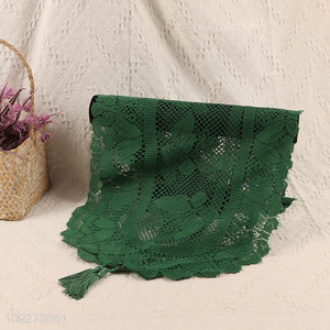 Low price green restaurant table runner table decoration table flags