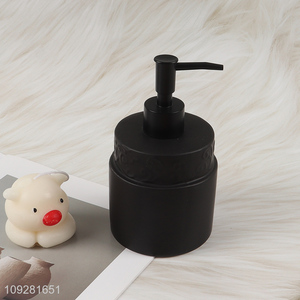 Factory price black bathroom accessories liquid soap dispenser
